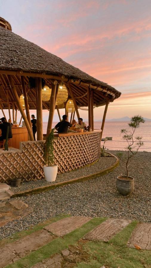 Sunset Beach Resort Weh 사방 외부 사진