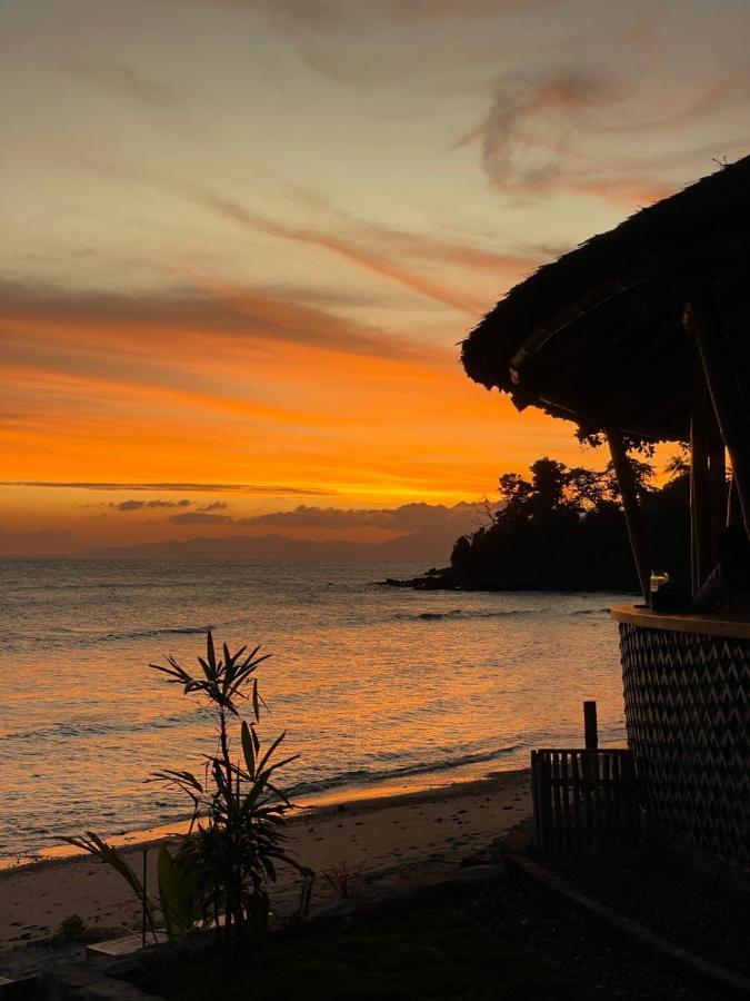 Sunset Beach Resort Weh 사방 외부 사진